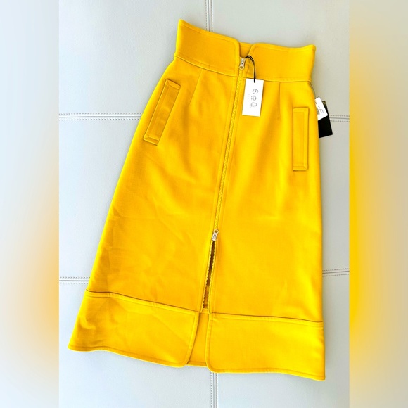 NWT! sea NY
Wool Traditions 
A-Line Zip Skirt 
YELLOW w/ Contrast satin lining 0 - Picture 1 of 16